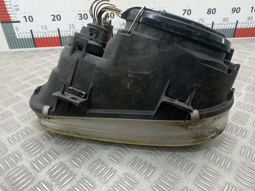 Фара правая VOLKSWAGEN Golf IV 1997-2003