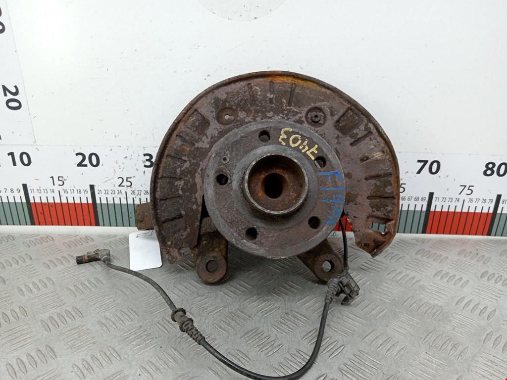 Ступица передняя левая MERCEDES-BENZ Viano W639 2003-2014