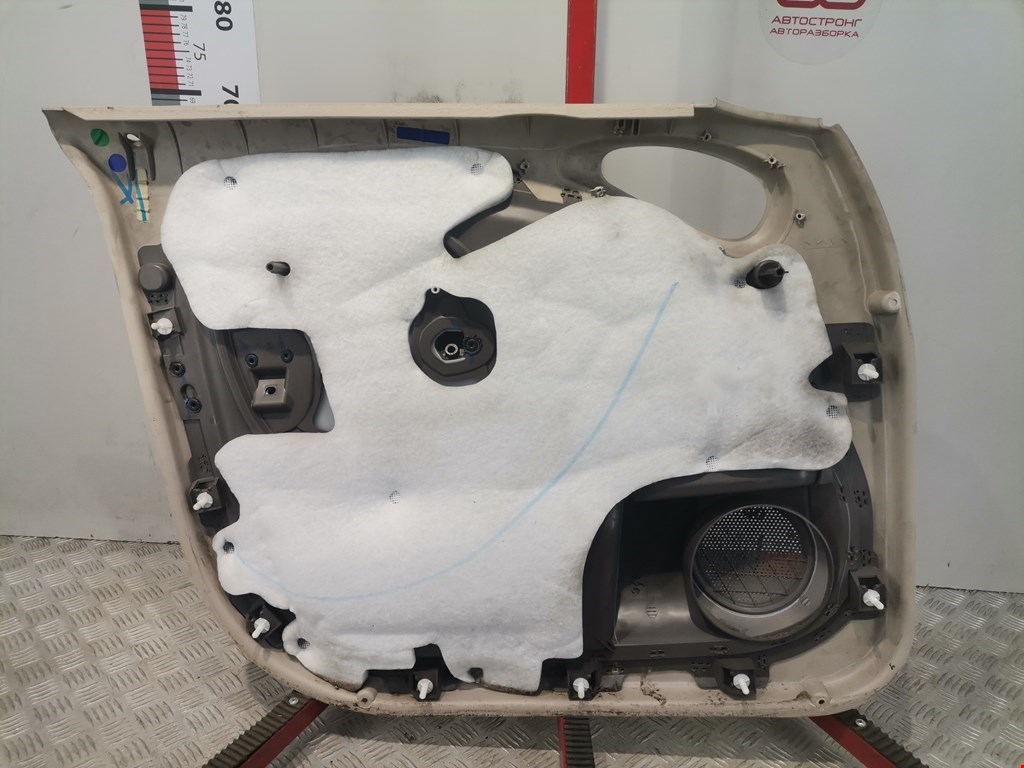 Обшивка двери передняя правая CHRYSLER PT Cruser 2000-2010