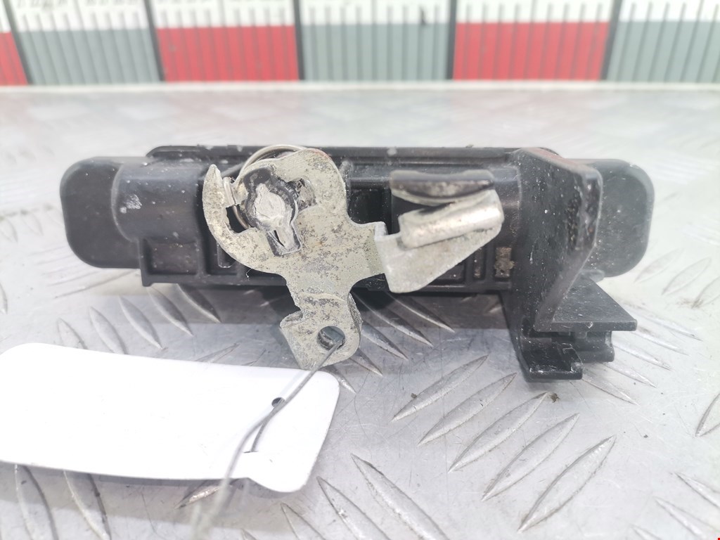 Ручка двери багажника наружная MAZDA Mazda 3 BK 2003-2009