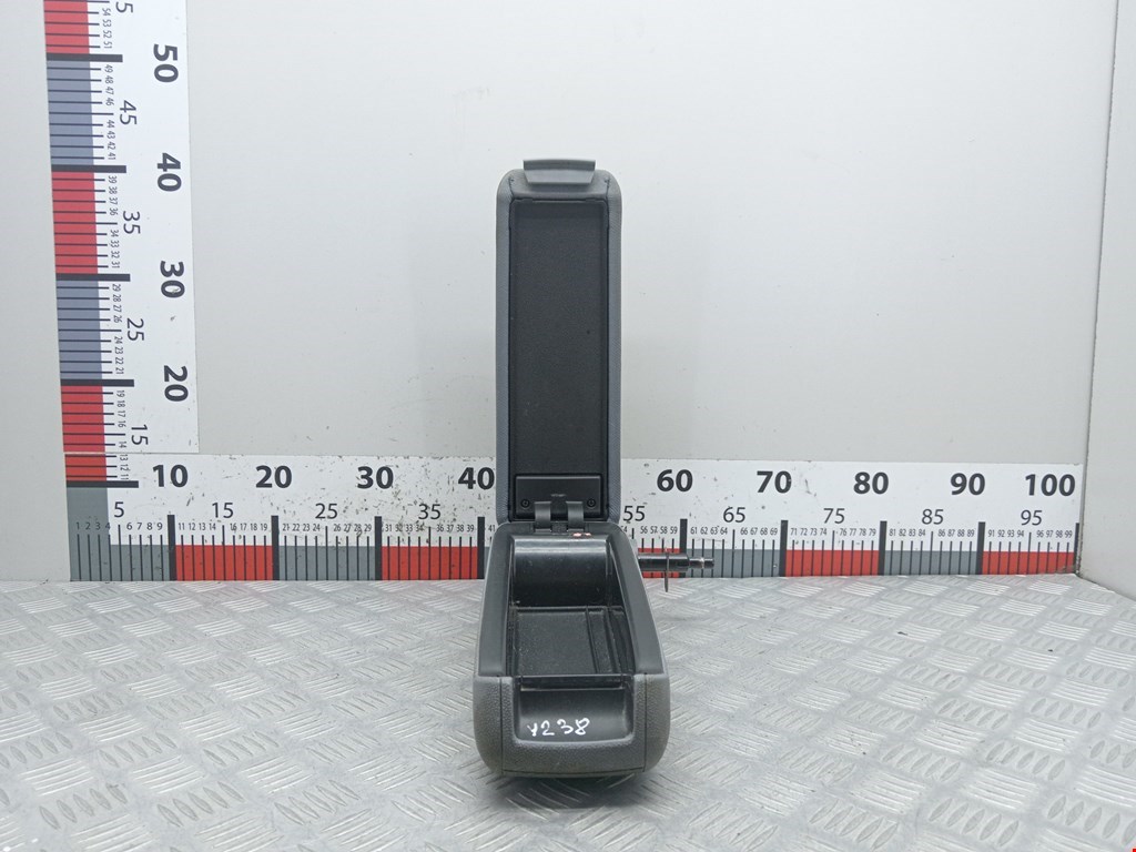 Подлокотник в салон OPEL Astra H/Family 2004-2015