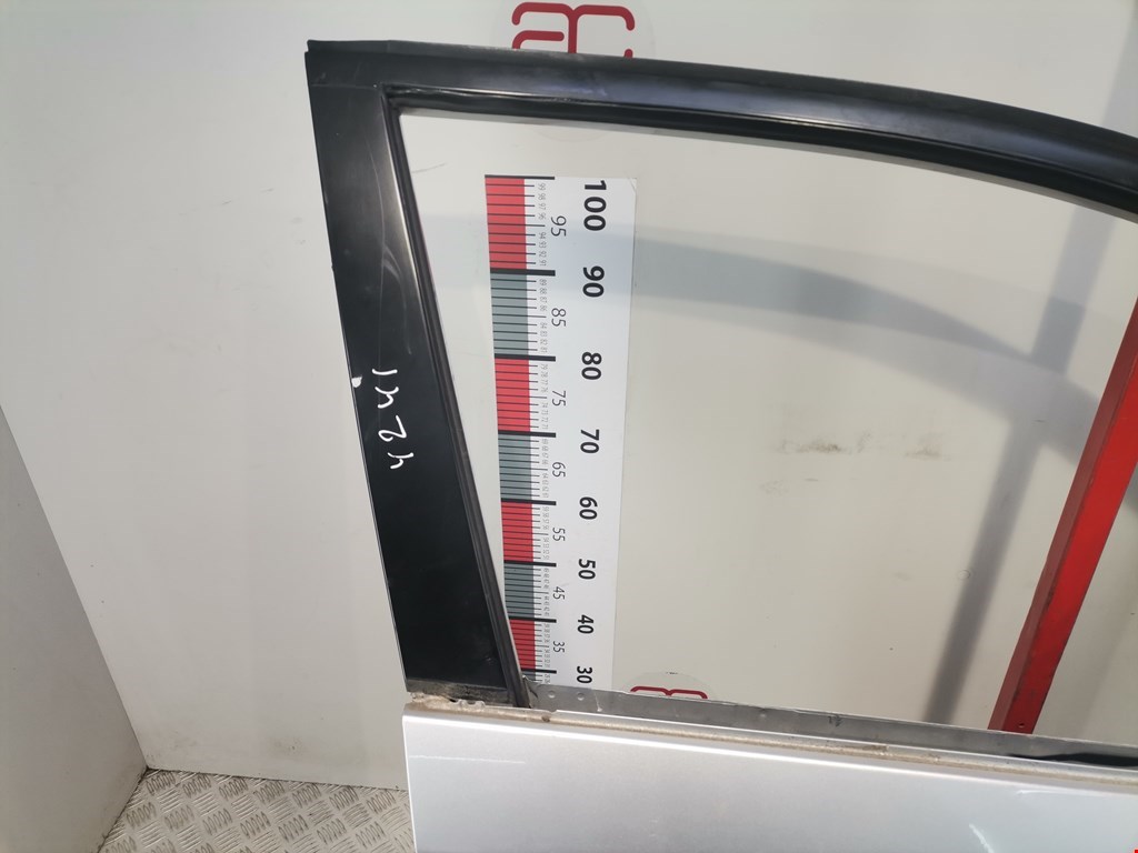 Дверь передняя правая HONDA Civic 2001-2005