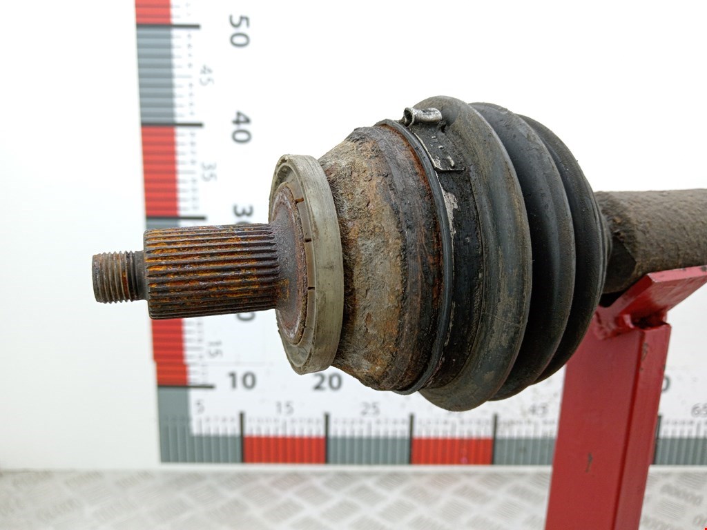 Полуось (привод, приводной вал) передняя правая SKODA Fabia MK1 1999-2006