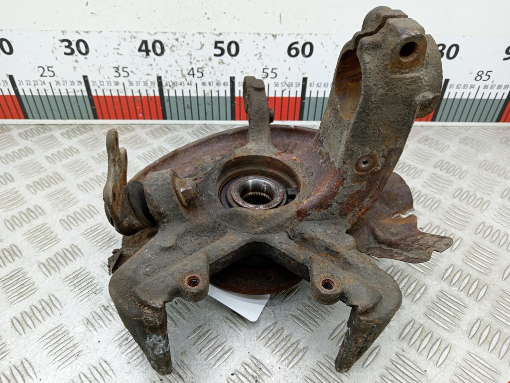 Ступица передняя левая VOLKSWAGEN Polo IV 2001-2009