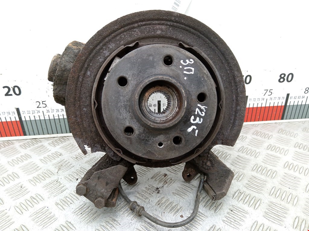 Ступица задняя правая MERCEDES-BENZ M-Class W163 ML 1997-2005