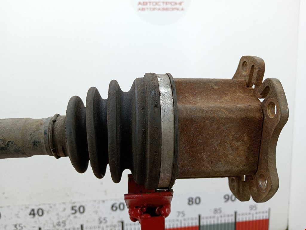 Полуось (привод, приводной вал) передняя правая SEAT Alhambra 1996-2010