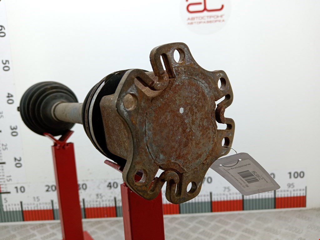 Полуось (привод, приводной вал) передняя правая SEAT Alhambra 1996-2010
