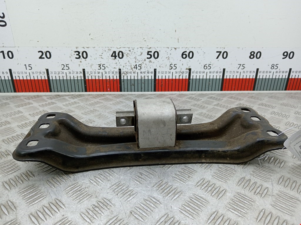 Подушка (опора) крепления КПП Mercedes E-Class (W211) (2002-2009)