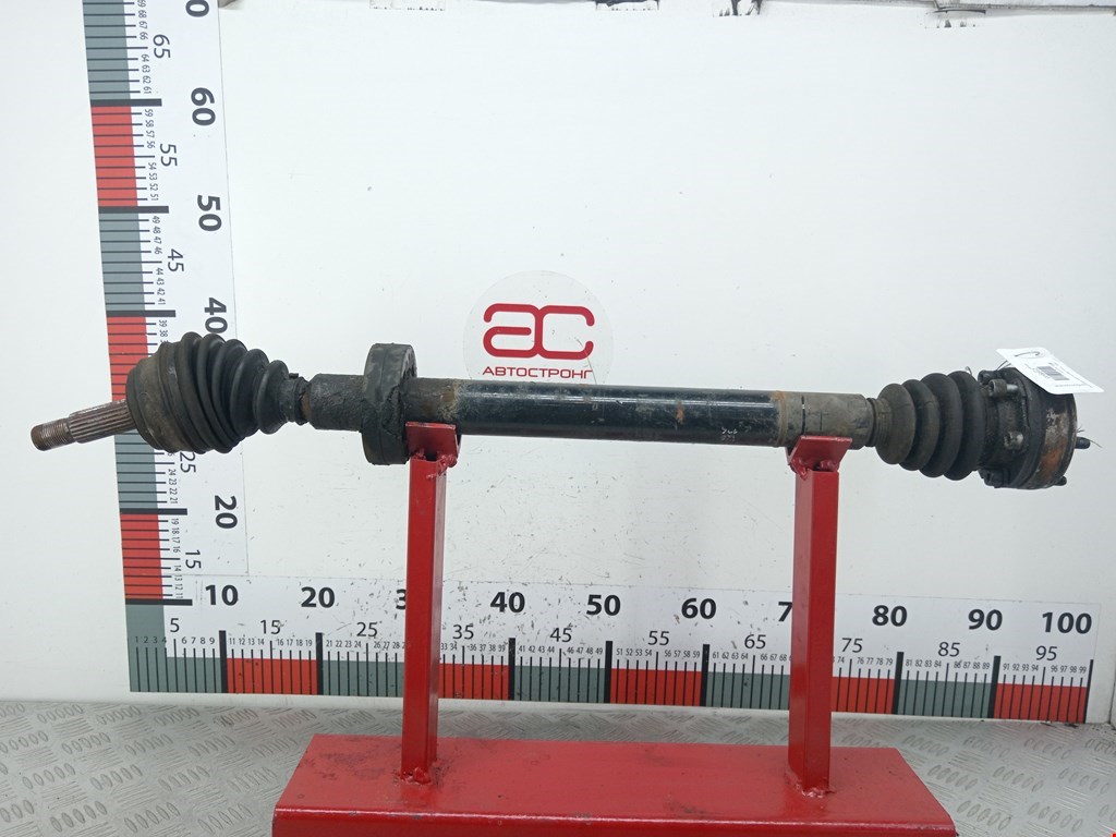 Полуось передняя правая (приводной вал шрус) Volkswagen Caddy 2 (1995-2004)