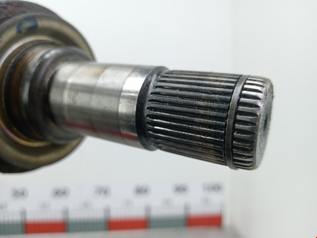 Полуось (привод, приводной вал) передняя правая MERCEDES-BENZ M-Class W163 ML 1997-2005