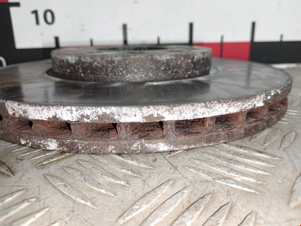 Диск тормозной передний OPEL Zafira A 1999-2005