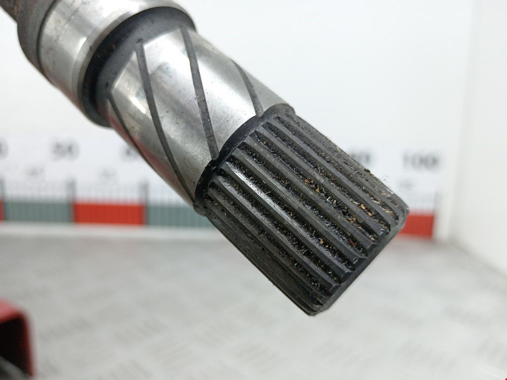 Полуось (привод, приводной вал) передняя правая MAZDA Premacy CP 1999-2004