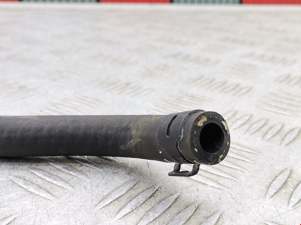 Патрубок AUDI A6 C5 1997-2004