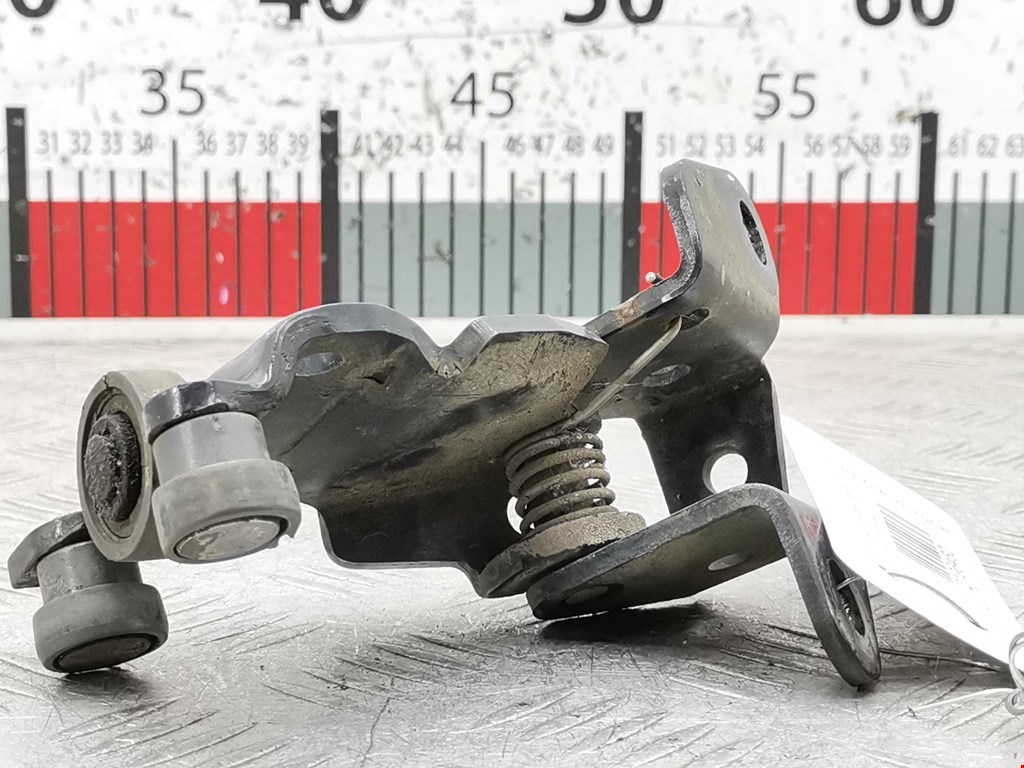 Ролик двери сдвижной (левый/правый средний верхний/нижний) PEUGEOT Expert I 1995-2007