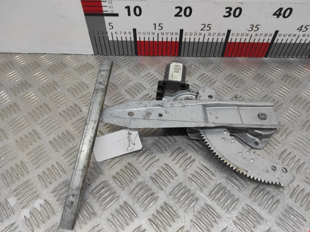 Стеклоподъемник задний правый NISSAN Note E11 2005-2014