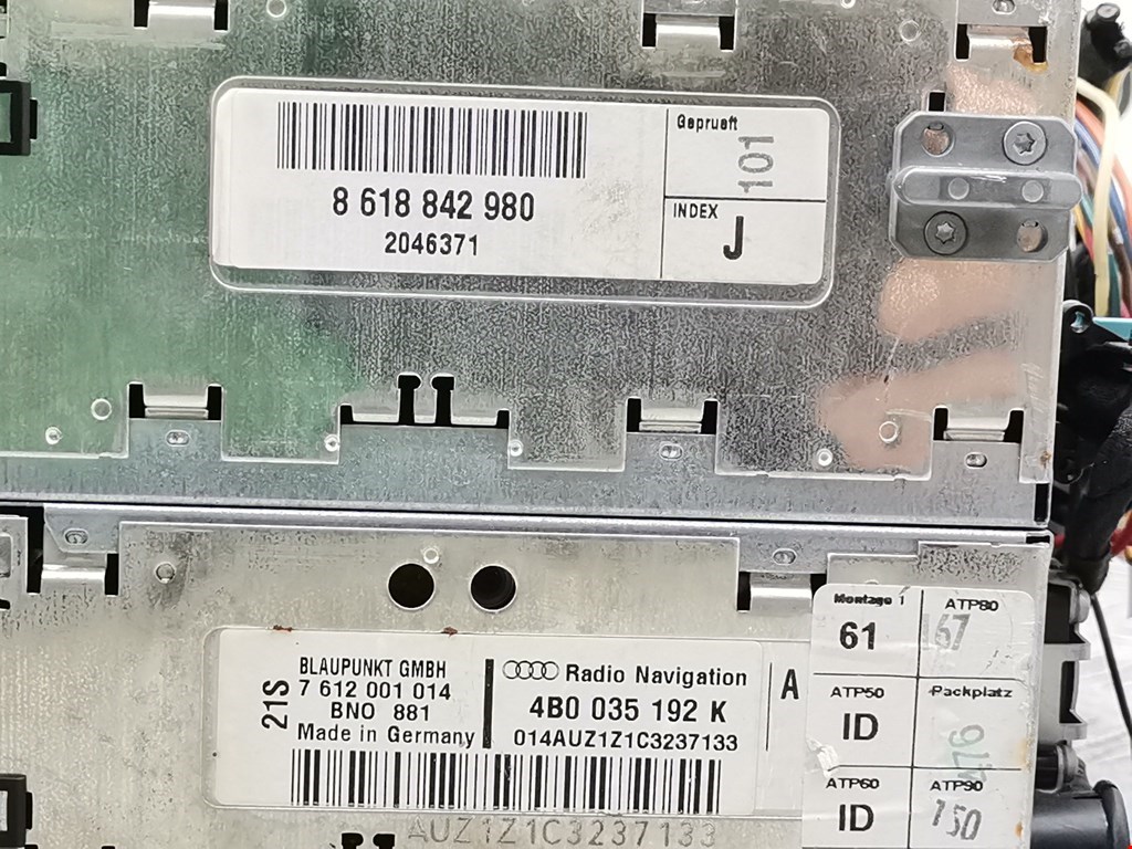 Магнитола AUDI A6 C5 1997-2004