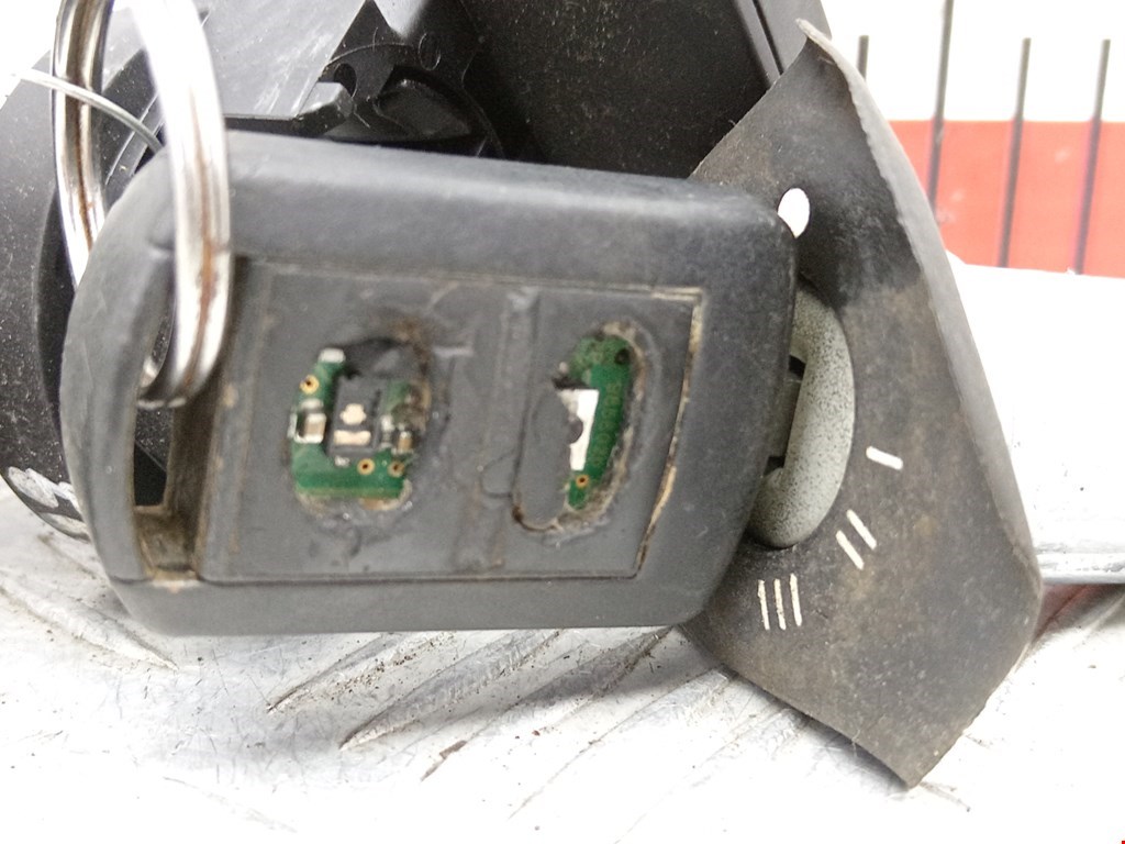 Замок зажигания OPEL Tigra B 2004-2009