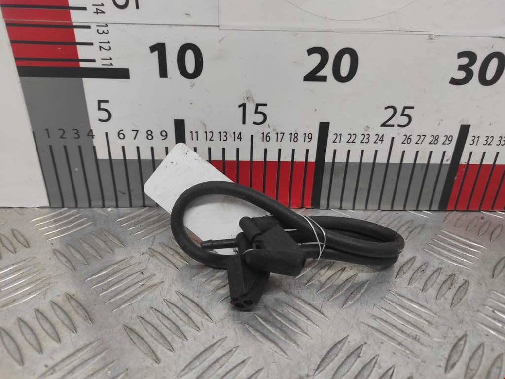 Форсунка омывателя лобового стекла Ford C-MAX 1 (2003-2010)