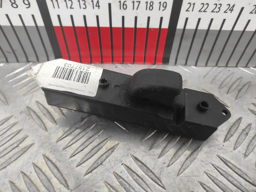 Кнопка стеклоподъемника MITSUBISHI Galant VIII 1996-2006