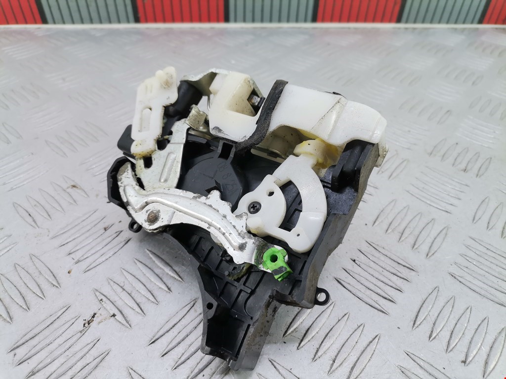 Замок двери задней левой MITSUBISHI Lancer X CX, CY,CZ 2007-2017