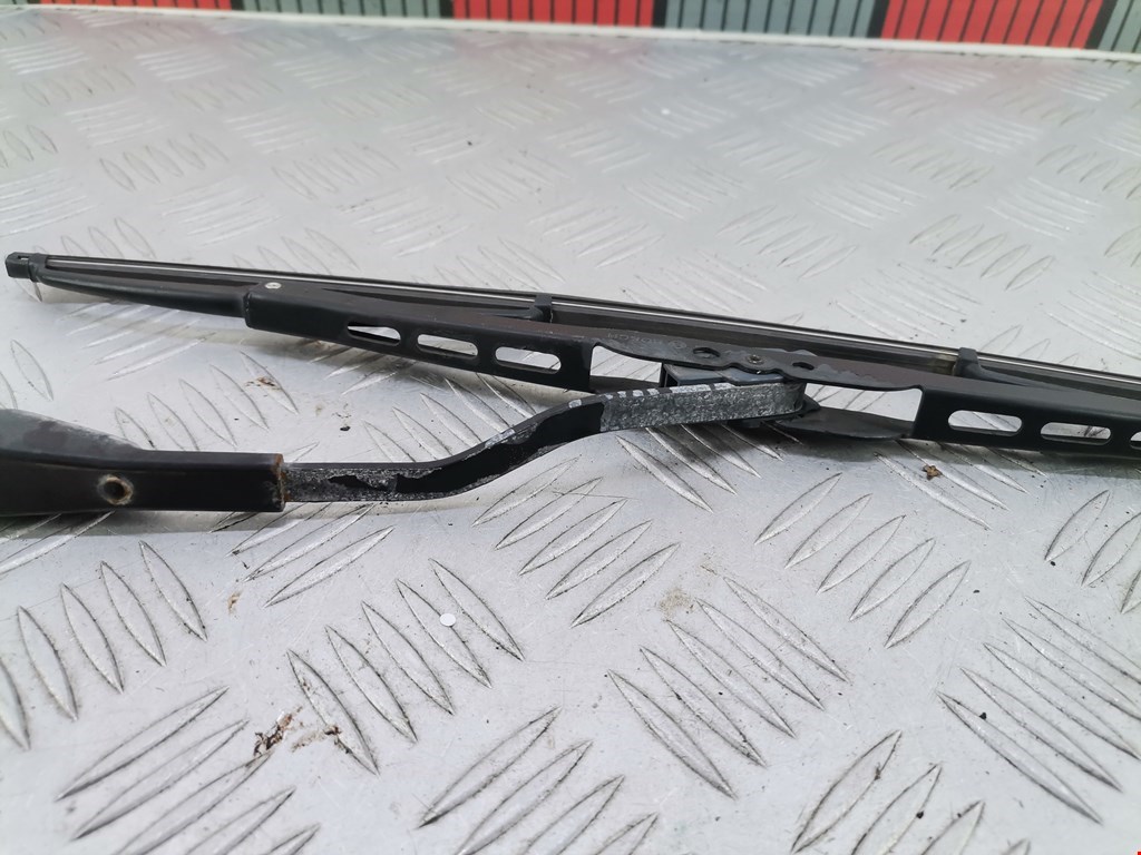 Поводок дворника задний (заднего) CHRYSLER PT Cruser 2000-2010