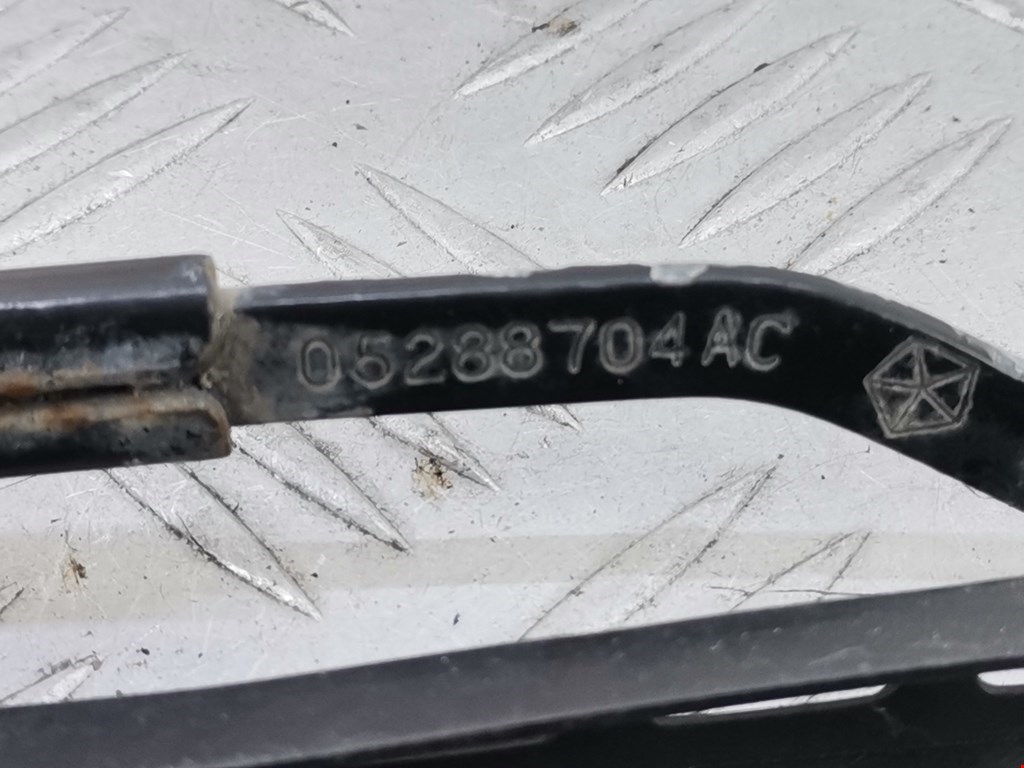 Поводок дворника задний (заднего) CHRYSLER PT Cruser 2000-2010