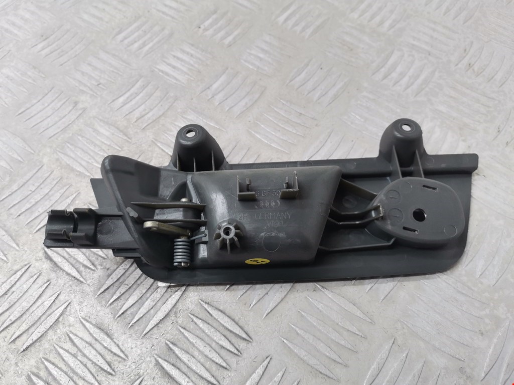 Ручка дверная задняя внутренняя правая AUDI A4 B6 2001-2005