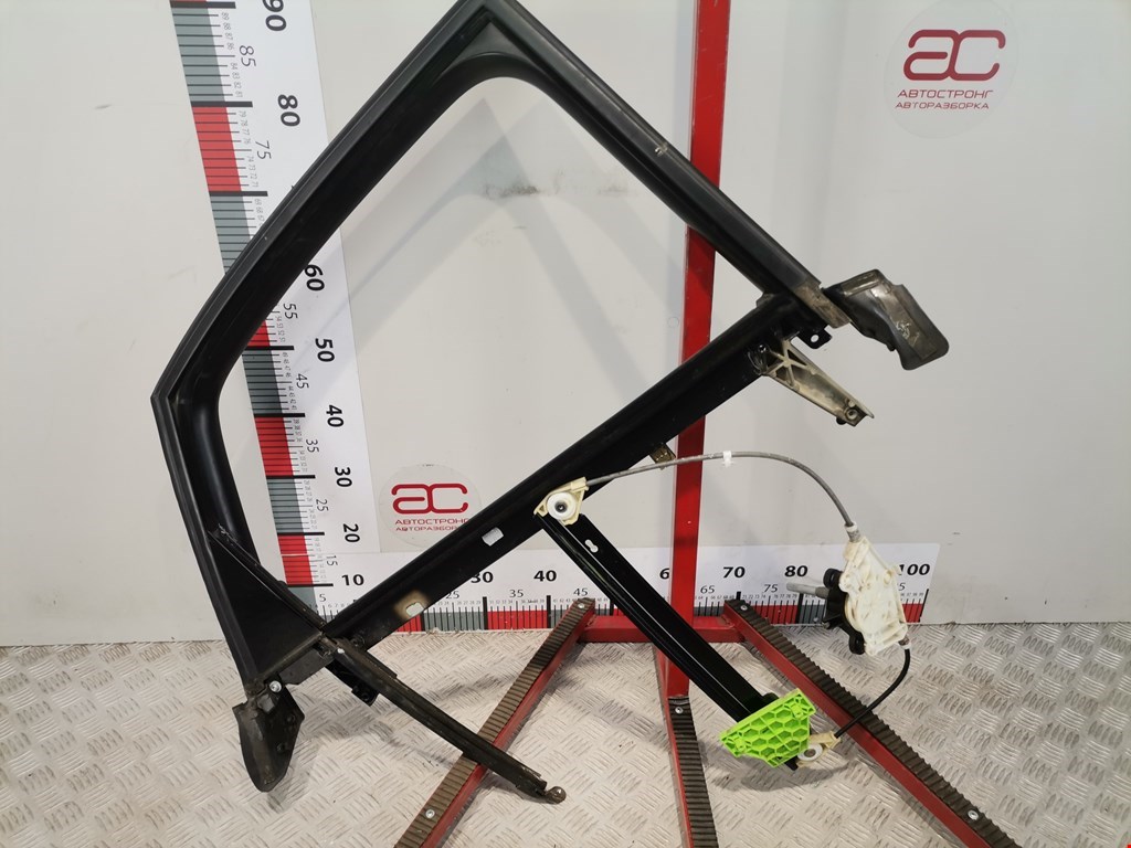 Стеклоподъемник задний правый AUDI A4 B6 2001-2005