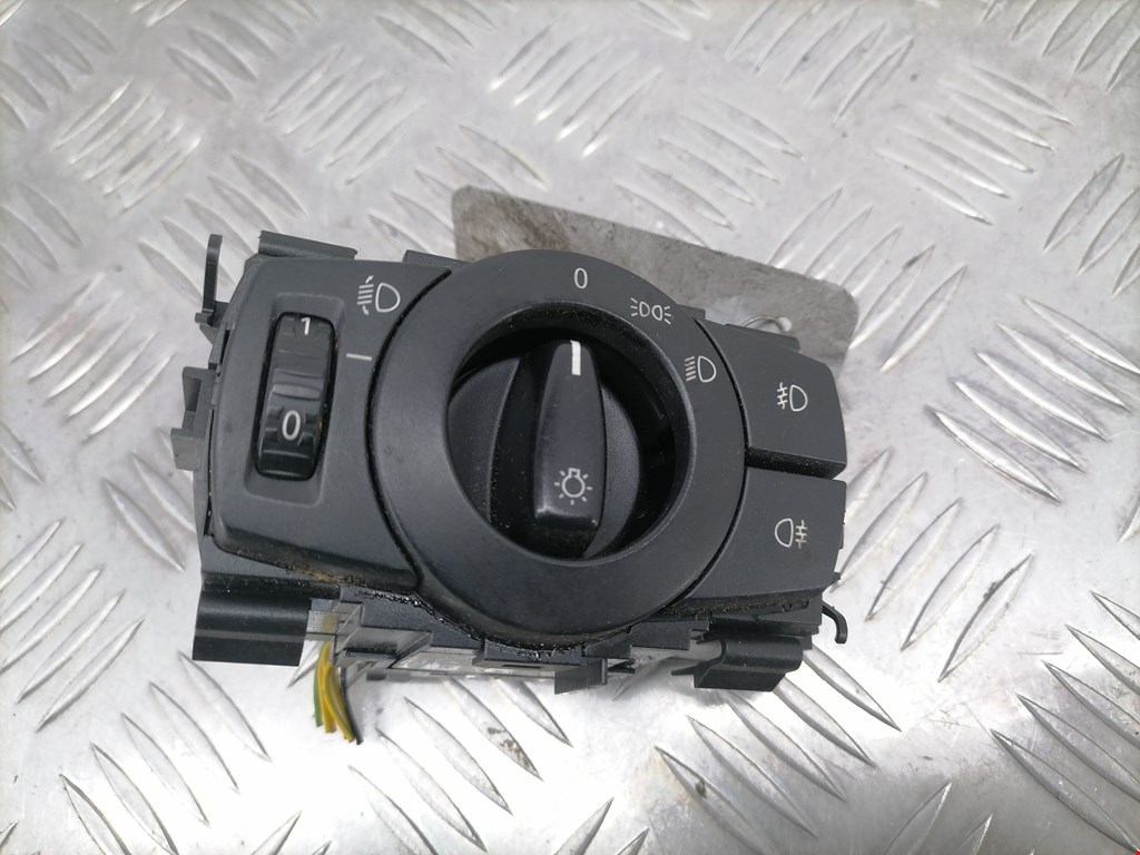 Переключатель света фар BMW 1er E81\E87 2004-2011