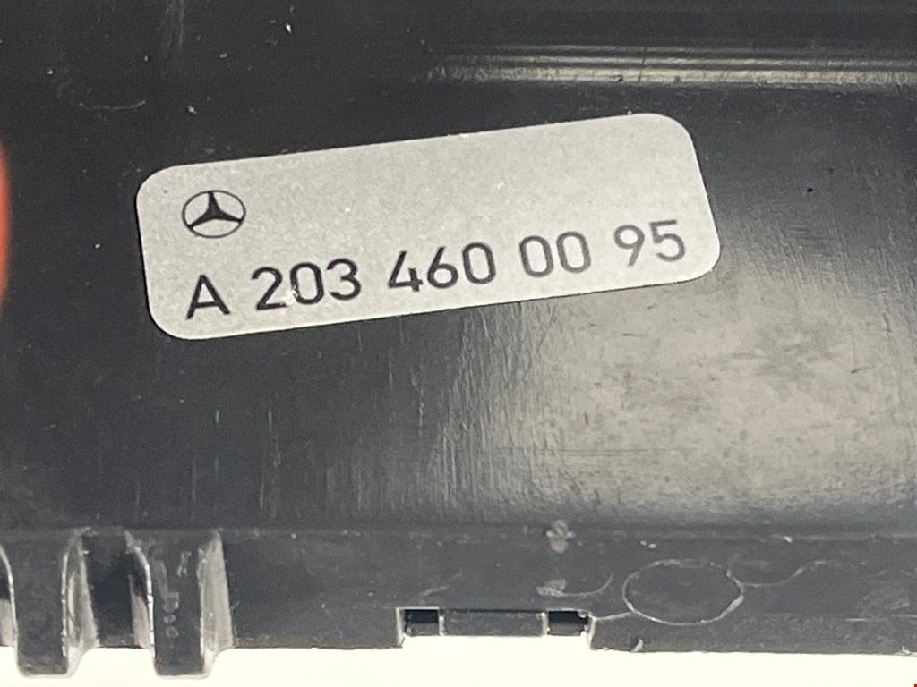 Кожух рулевой колонки MERCEDES-BENZ C-Class C-klasse W203 2000-2007