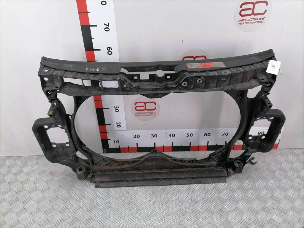 Панель передняя (передняя монтажная панель рамка передняя телевизор) Audi A6 C6 (2004-2011)