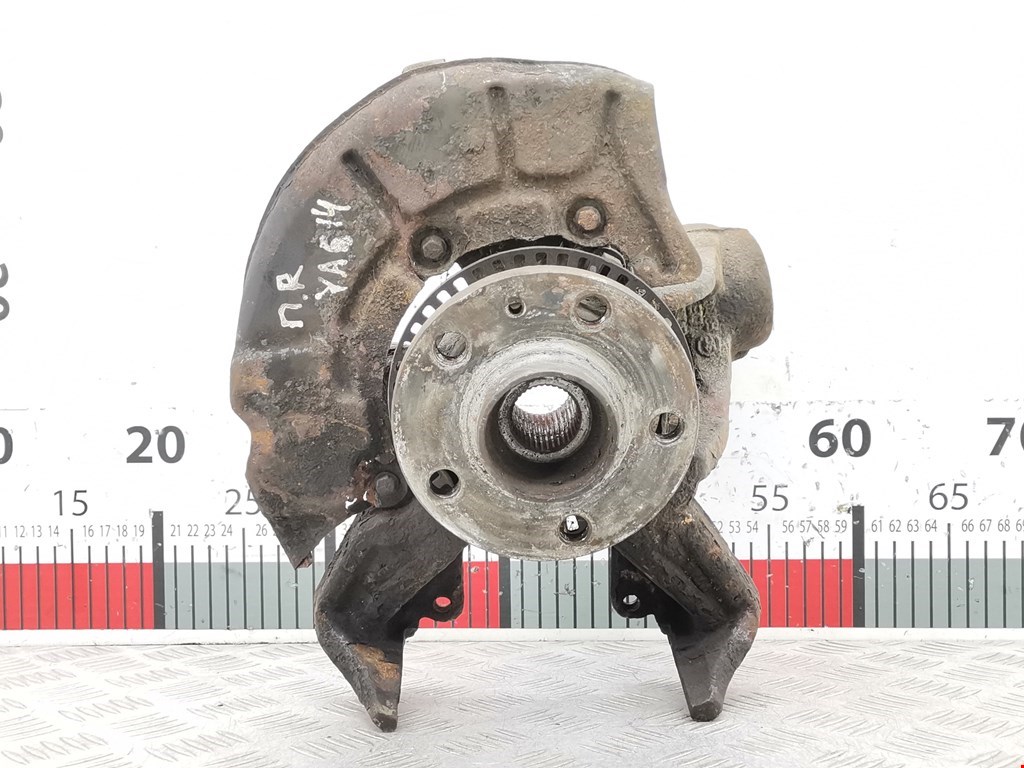 Ступица передняя правая VOLKSWAGEN Golf IV 1997-2003