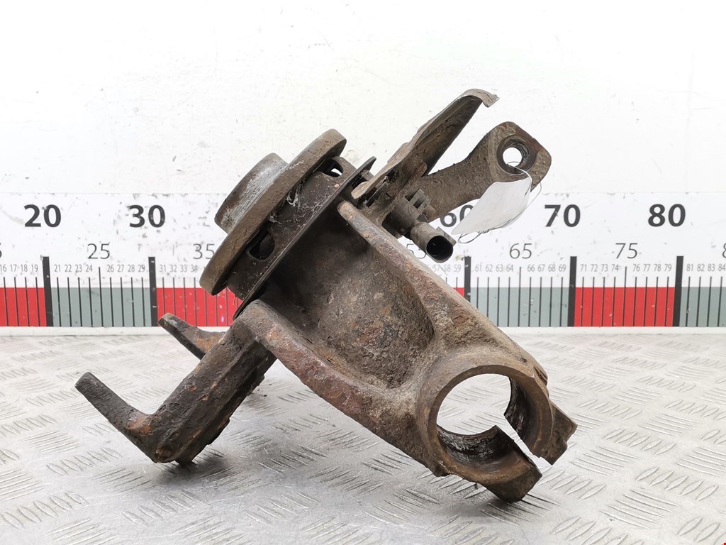 Ступица передняя правая VOLKSWAGEN Golf IV 1997-2003