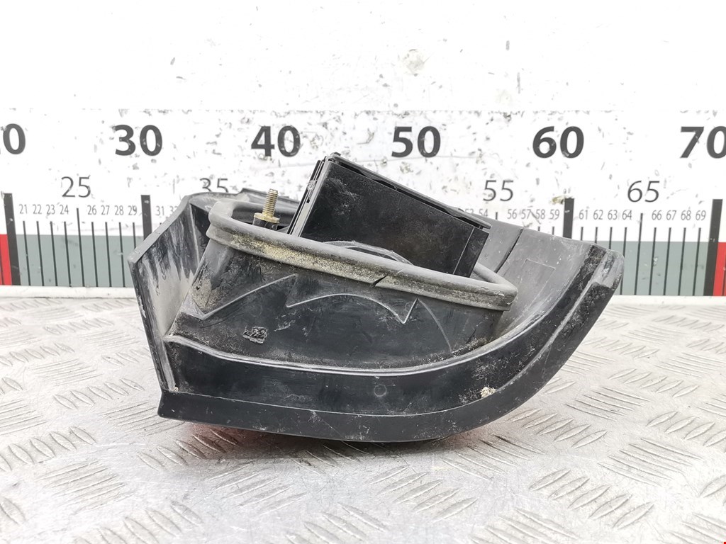 Фонарь задний левый VOLKSWAGEN Passat B3 1988-1993