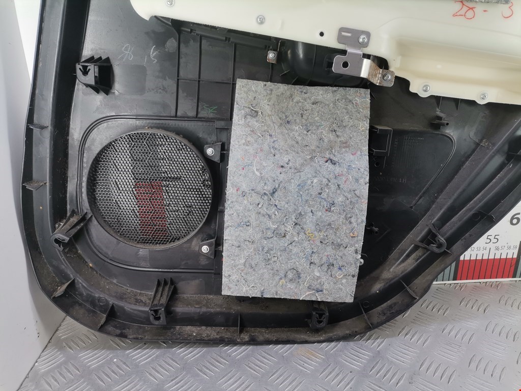 Обшивка двери задняя левая MITSUBISHI Lancer X CX, CY,CZ 2007-2017