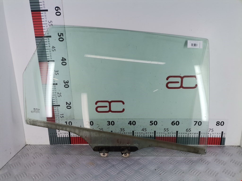 Стекло двери заднее правое HONDA Civic 2001-2005