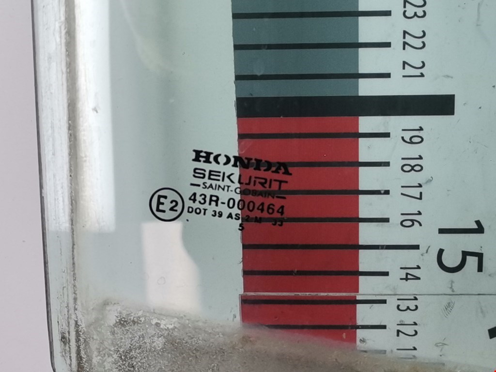 Стекло двери заднее правое HONDA Civic 2001-2005