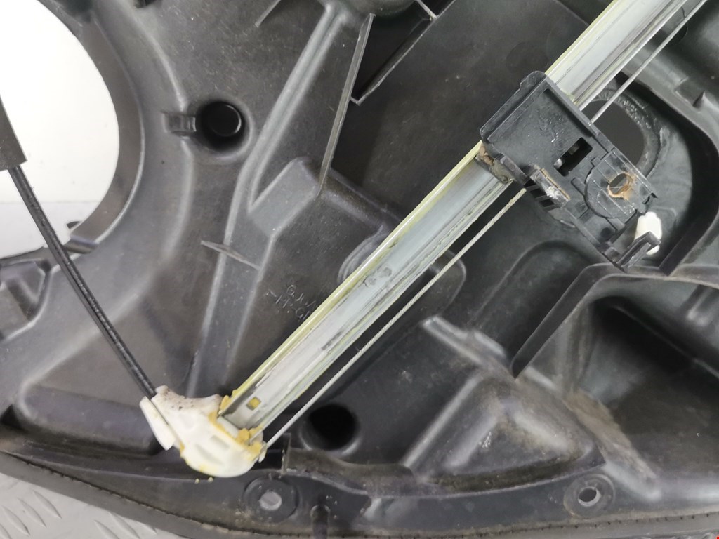 Стеклоподъемник задний левый MAZDA Mazda 6 GG 2000-2007