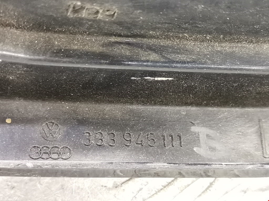 Фонарь задний левый VOLKSWAGEN Passat B3 1988-1993