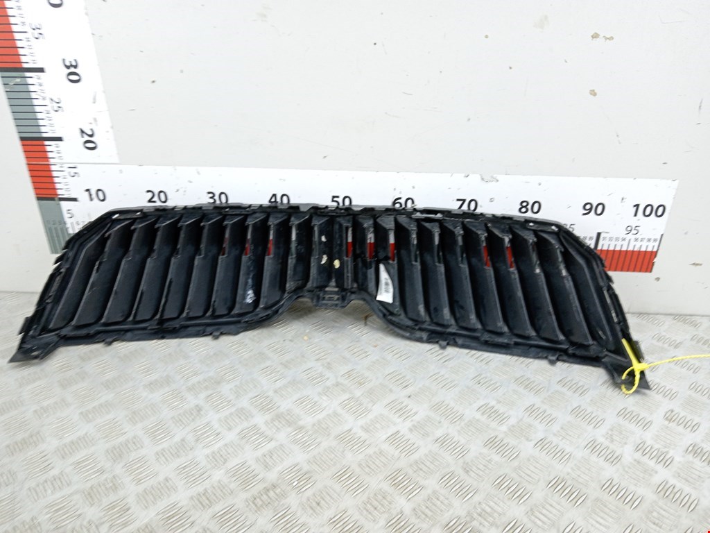 Решетка радиатора SKODA Superb 2002-2008