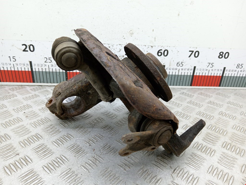 Ступица передняя правая VOLKSWAGEN Polo IV 2001-2009