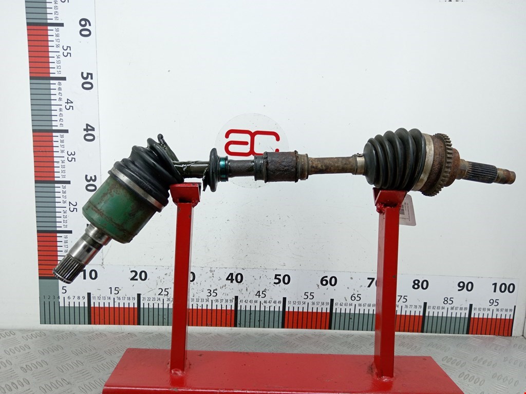 Полуось (привод, приводной вал) передняя левая MAZDA Premacy CP 1999-2004