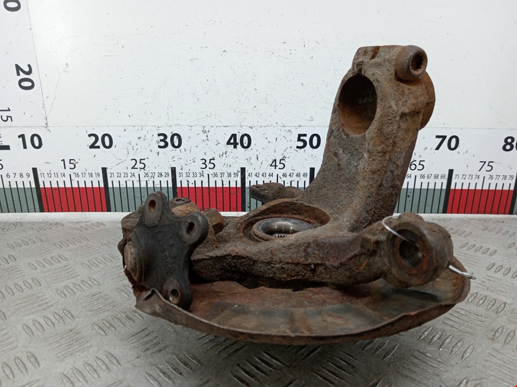 Ступица передняя правая VOLKSWAGEN Polo IV 2001-2009