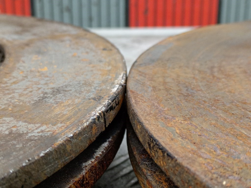 Диск тормозной передний MAZDA Premacy CP 1999-2004