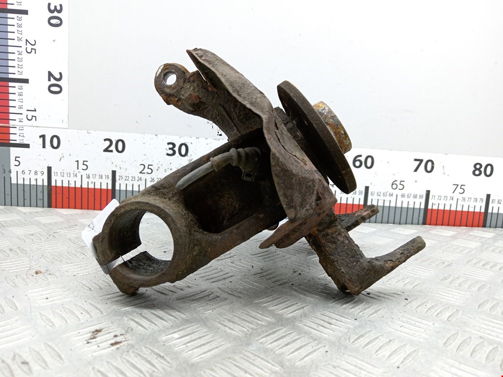 Ступица передняя левая VOLKSWAGEN Polo IV 2001-2009