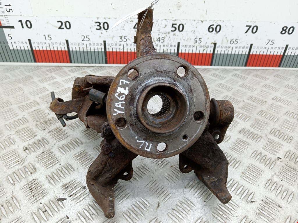 Ступица передняя левая VOLKSWAGEN Polo IV 2001-2009