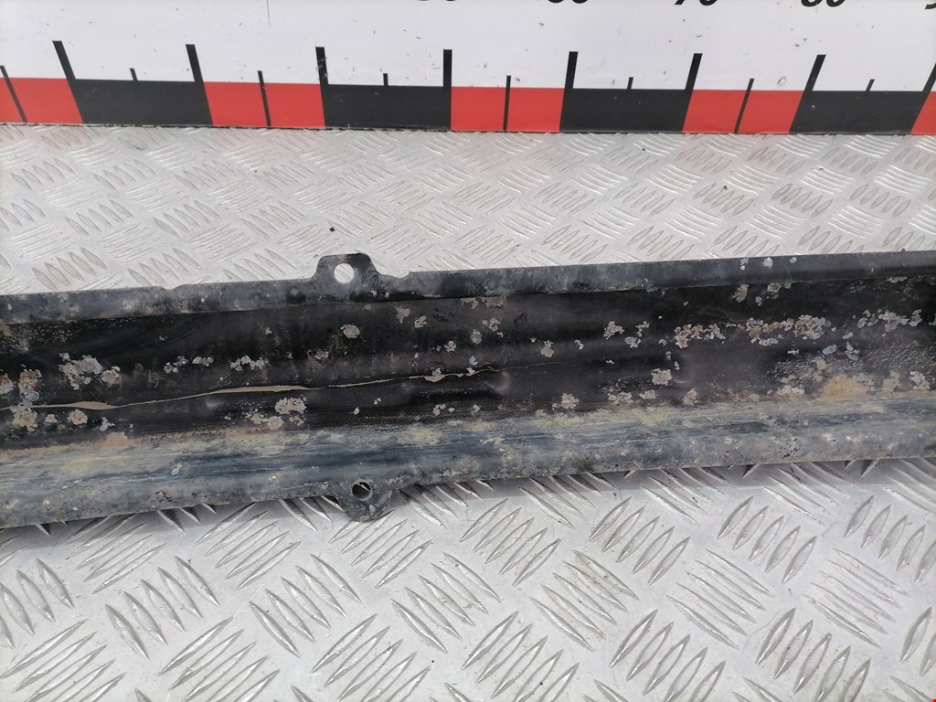 Усилитель переднего бампера (передний) VOLKSWAGEN Golf IV 1997-2003