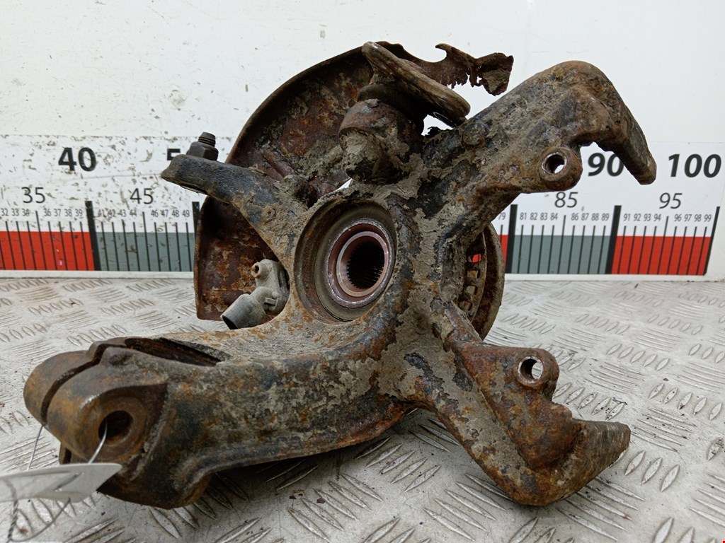 Ступица передняя правая VOLKSWAGEN Golf IV 1997-2003