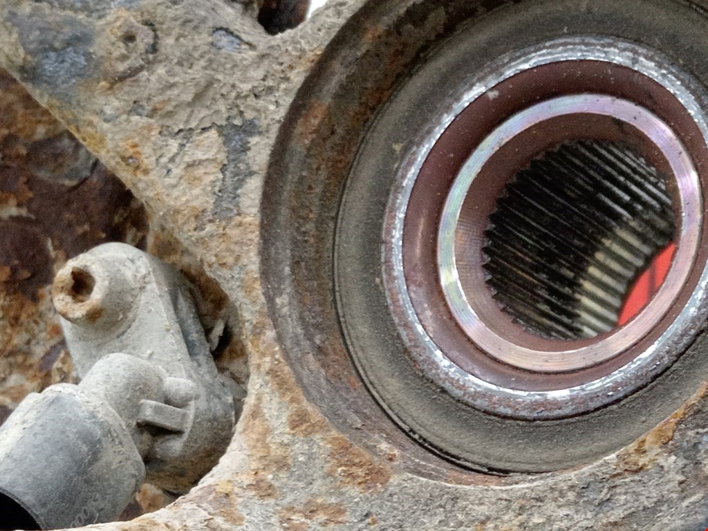 Ступица передняя правая VOLKSWAGEN Golf IV 1997-2003