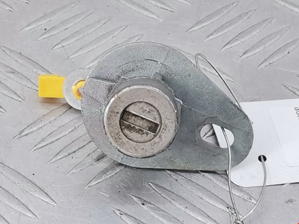 Личинка замка багажника Hyundai Matrix (2001-2010)